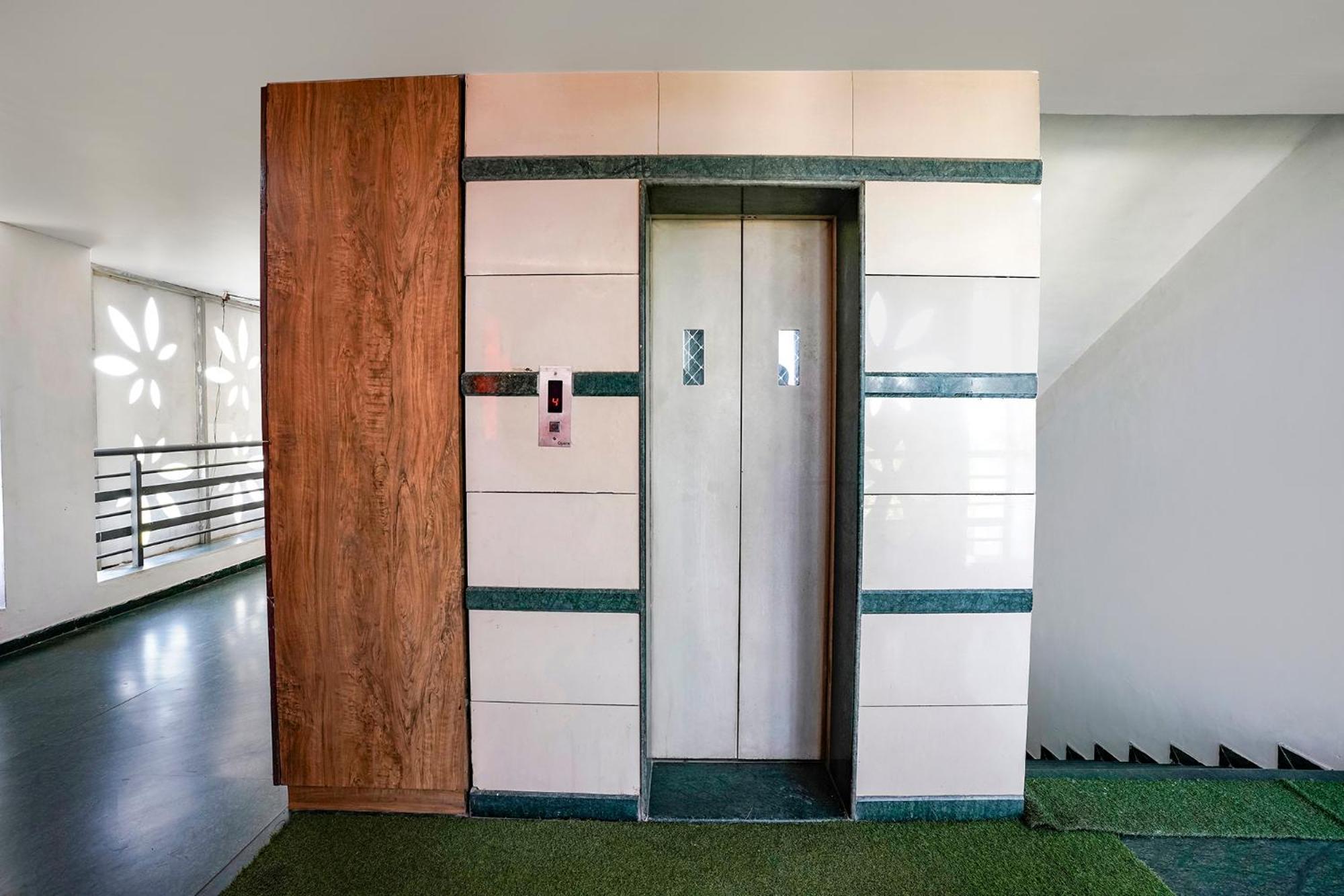 Fabhotel Galaxy I Ahmedabad Eksteriør billede